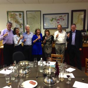 Old and New World wine tasting at Vintners in Fulham with friends