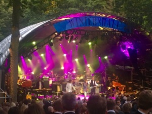 Mike and the Mechanics rocking the black tie Wintershall Festival in the Surrey Hills